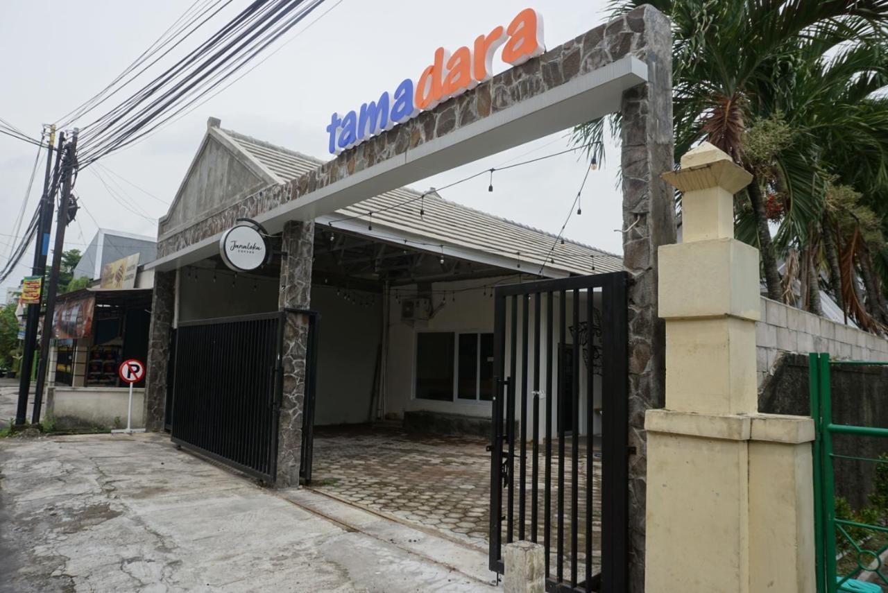 Tamadara Guesthouse Jogja Maguwo Eksteriør billede